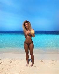 Jena Frumès in a bikini