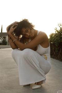 Noelle Monique Flashing Tits