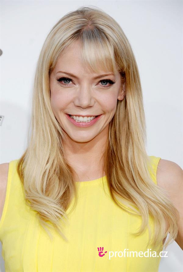 Riki Lindhome