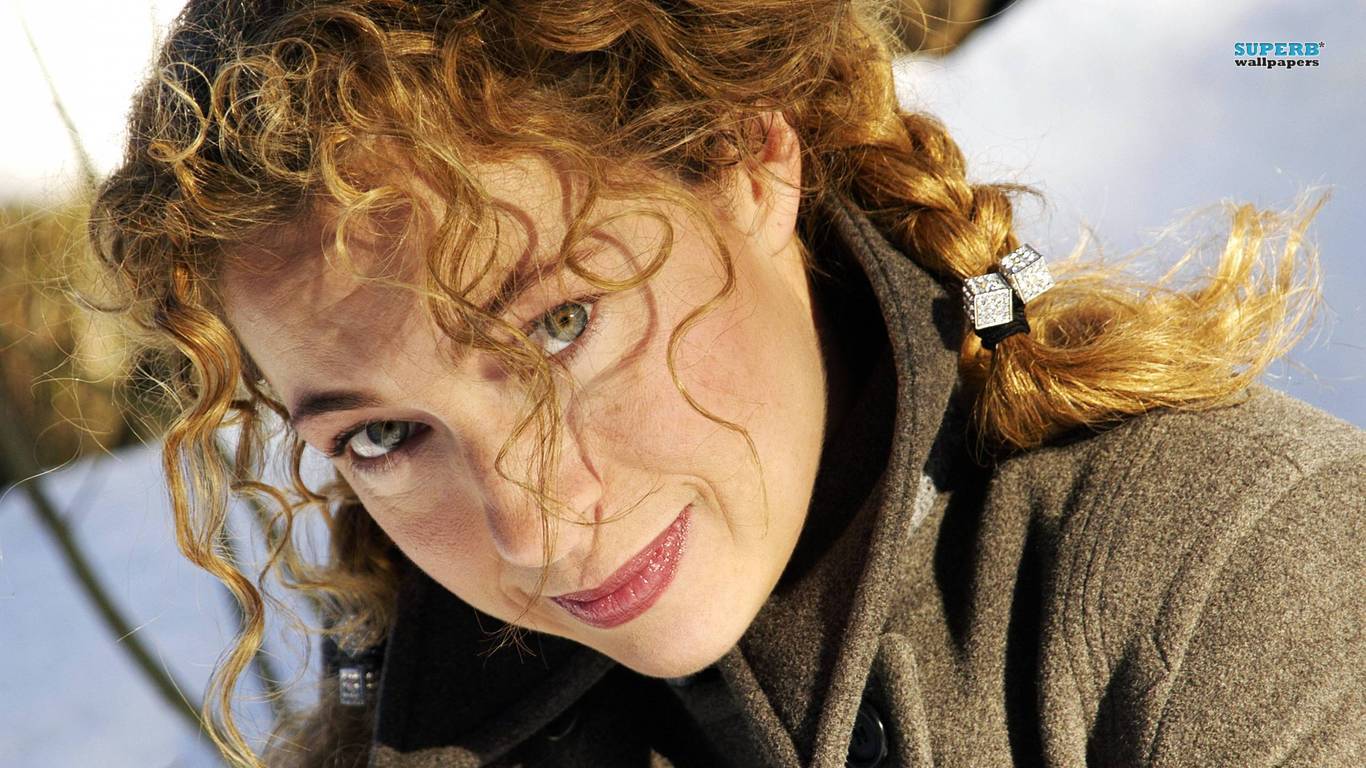 alex kingston