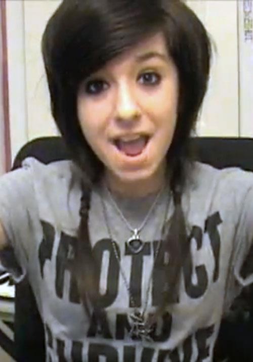 Christina Grimmie taking a selfie