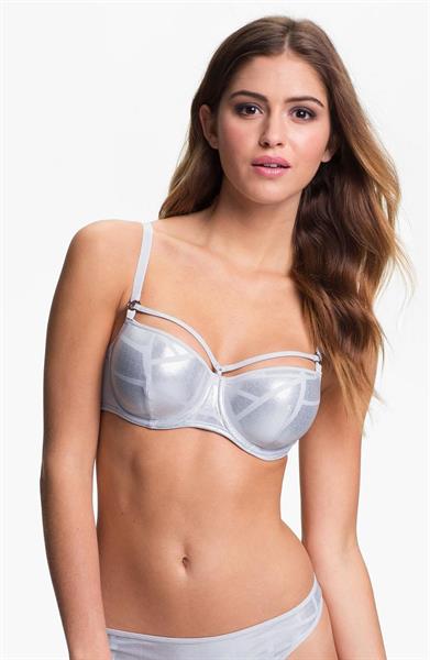 Jehane Paris in lingerie