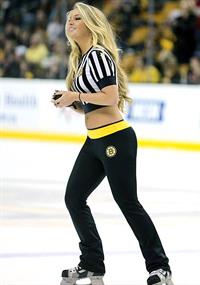 Bruins Ice Crew Danielle