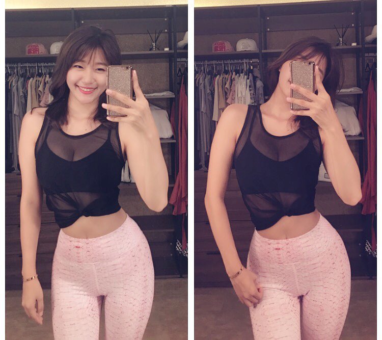 ohttomom taking a selfie