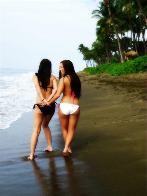 Anonymous in a bikini - ass