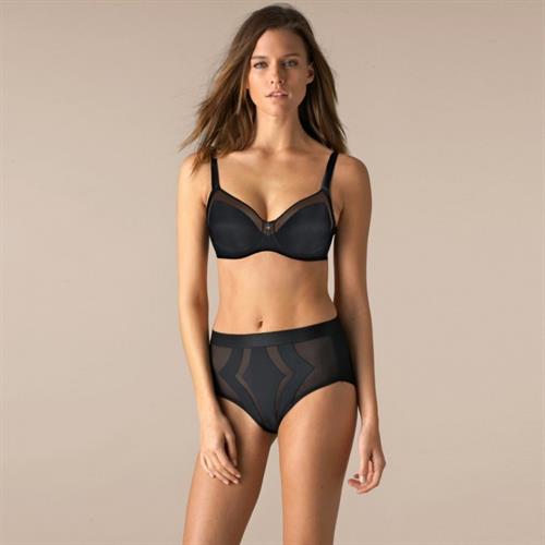 Kim Cloutier in lingerie