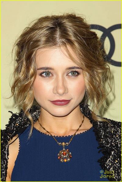 Olesya Rulin