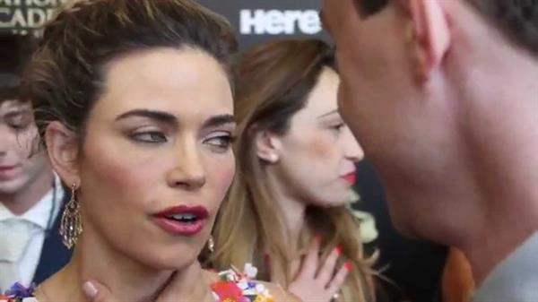 Amelia Heinle