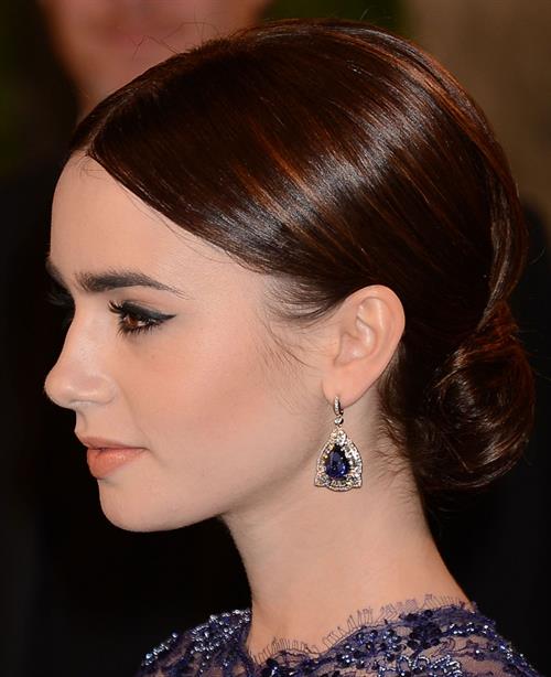 Lily Collins