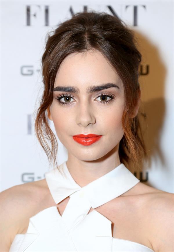 Lily Collins