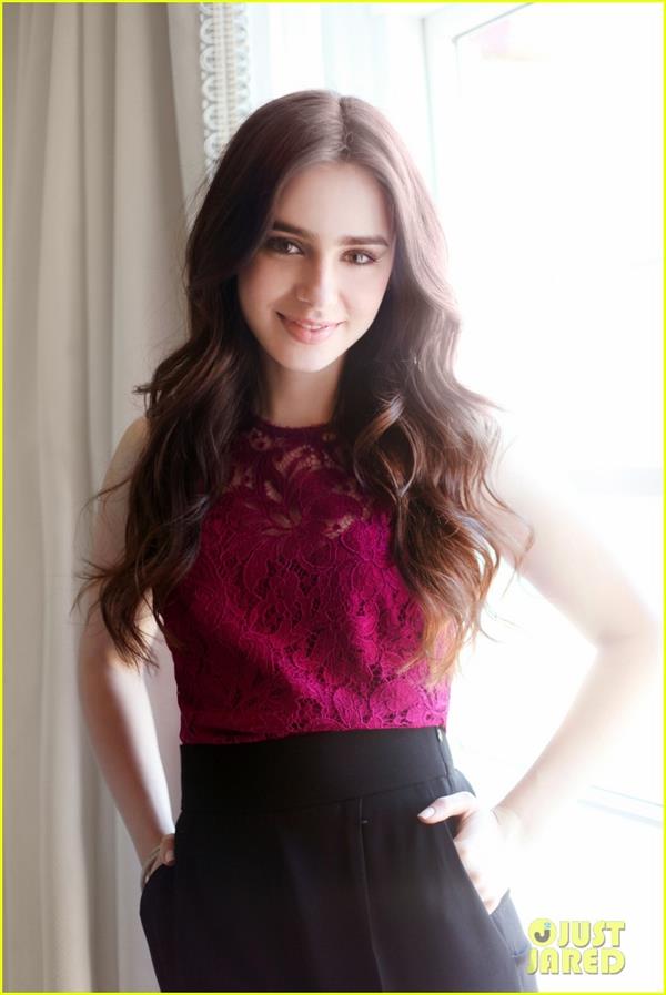 Lily Collins