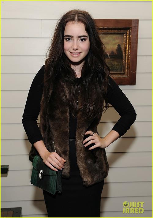 Lily Collins