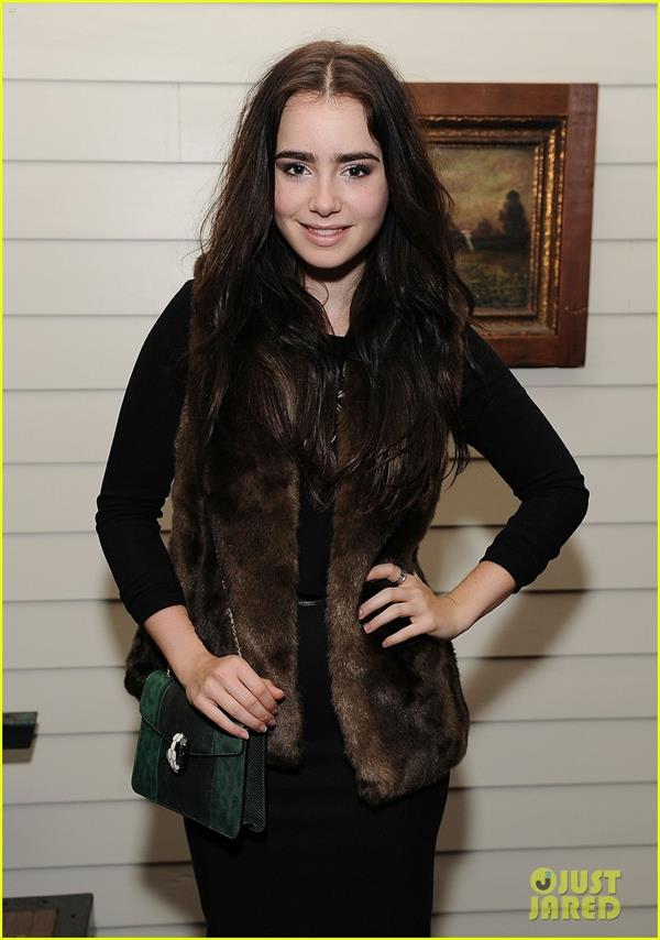 Lily Collins