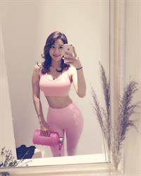 ohttomom taking a selfie