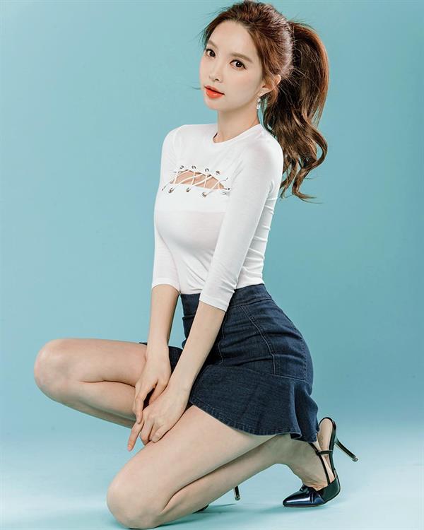 Park Soo Yeon