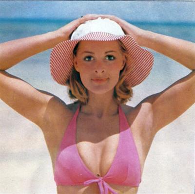 Nina Carter Bikini Pictures Nina Carter in a bikini