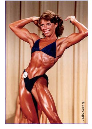 Lynn Conkwright Bikini Pictures Lynn Conkwright in a bikini