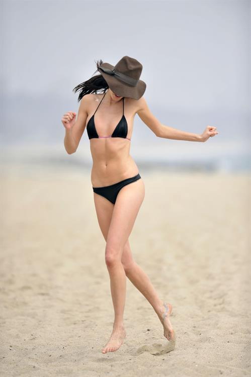 Nicole Trunfio - Malibu - 05-18-12
