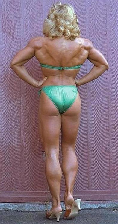 Kay Baxter Bikini Pictures Kay Baxter in a bikini - ass