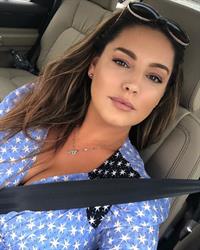 Kelly Brook taking a selfie