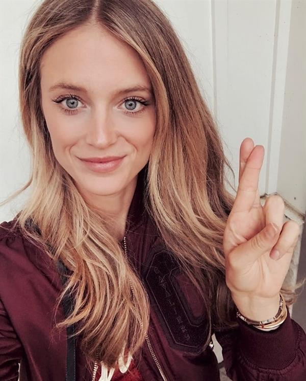 Kate Bock taking a selfie