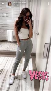 Madison Pettis taking a selfie