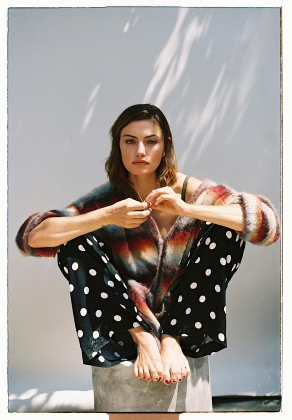 Phoebe Tonkin