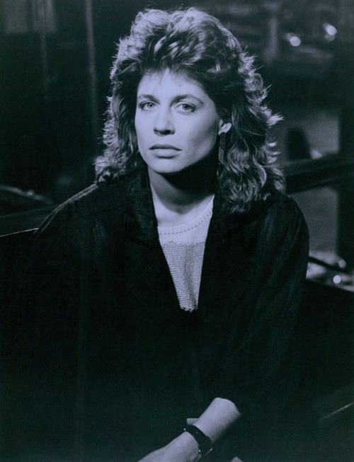 Linda Hamilton
