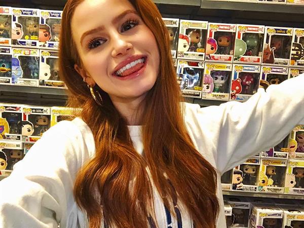 Madelaine Petsch taking a selfie