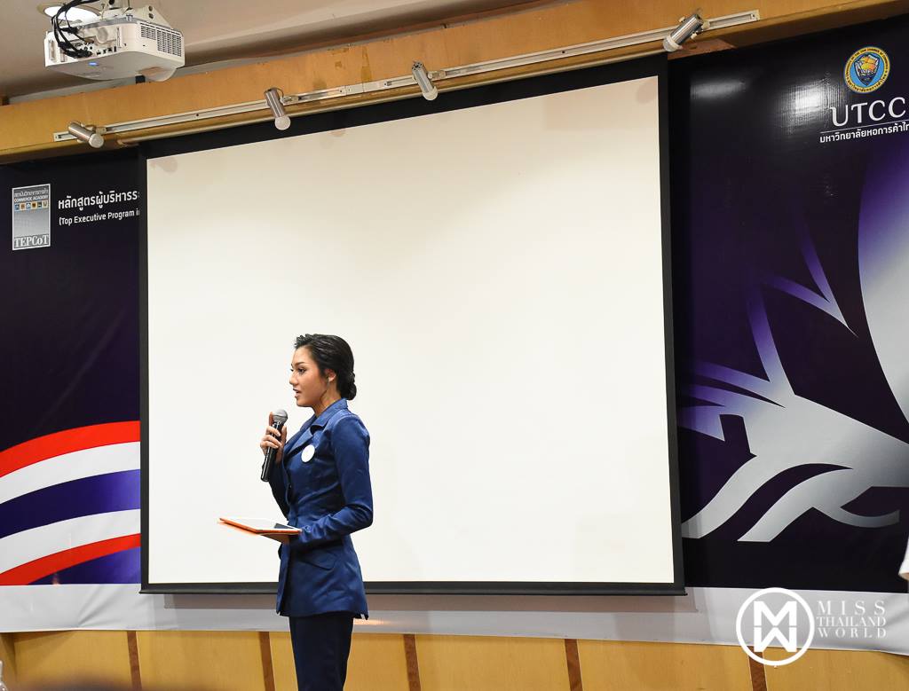 Nicolene Pichapa Limsnukan Pictures Nicolene Pichapa Limsnukan