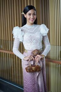 Nicolene Pichapa Limsnukan