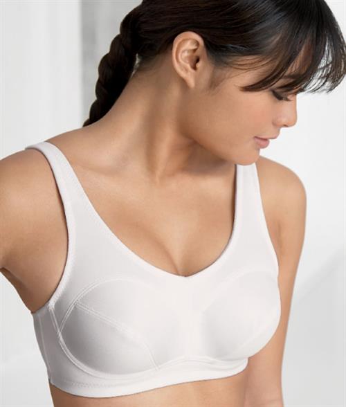 Jarah Mariano in lingerie