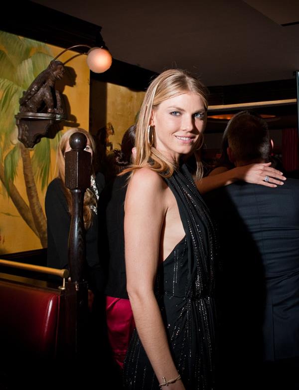 Angela Lindvall