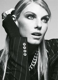 Angela Lindvall