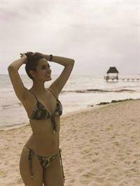 Bárbara Islas in a bikini