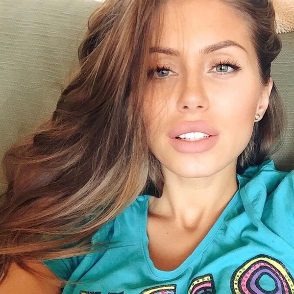 Mirgaeva Galinka taking a selfie