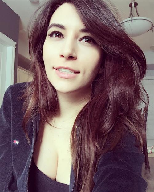 Alinity Divine taking a selfie