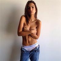 Emily Ratajkowski