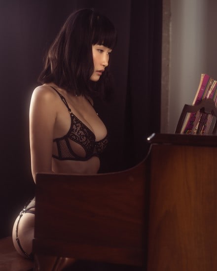 Miki Hamano in lingerie
