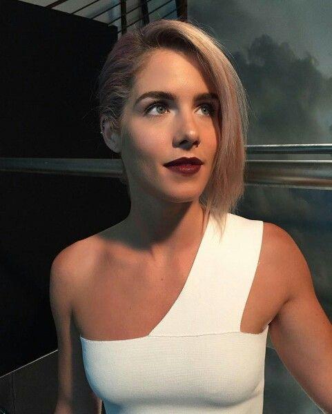 Emily Bett Rickards