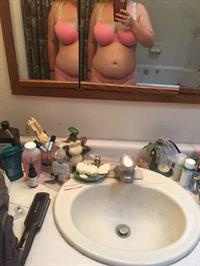 Stephanie Elliott in lingerie taking a selfie