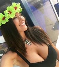 Eva Padlock taking a selfie