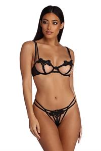 Samaria Regalado in lingerie