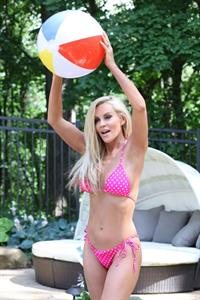 Jenny McCarthy sexy boobs in a pink bikini after taping  The Masked Singer .









































