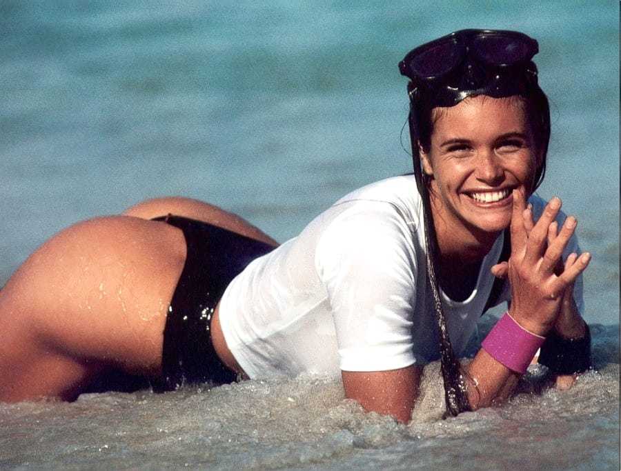 Elle MacPherson in a bikini