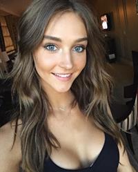 Rachel Cook taking a selfie