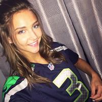 Rachel Cook taking a selfie