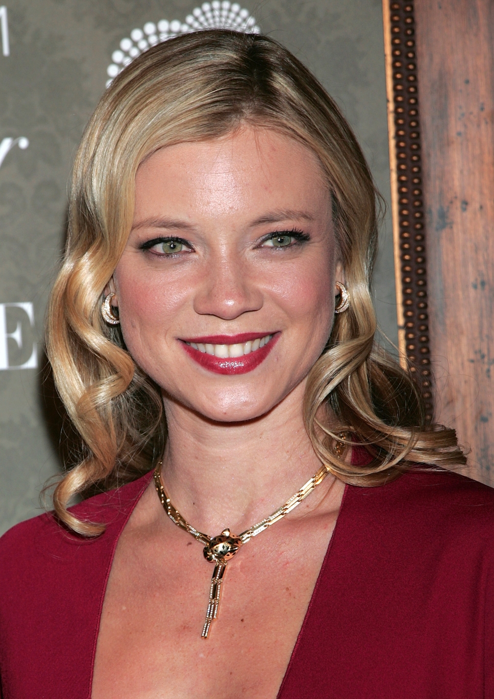 Amy Smart Art of Elysiums 2nd annual Black Tie Gala 