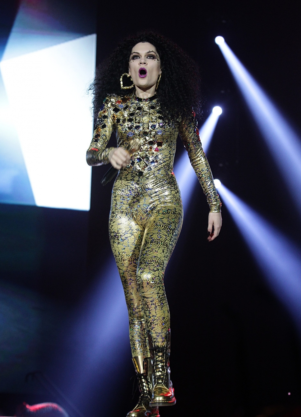 Jessie James Decker Pictures Jessie James Decker