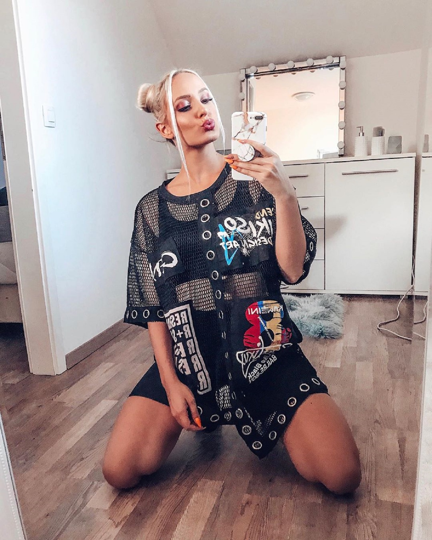 Ines Erbus taking a selfie